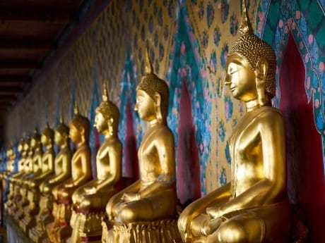 Goldene Buddhas im Wat Arun