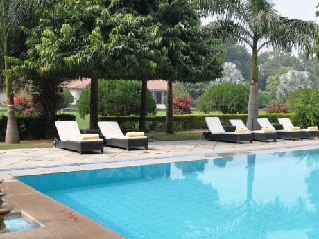 Taj Swai Madhopur Lodge_pool