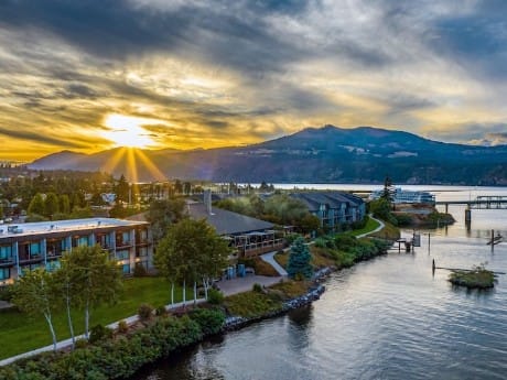 Best Western Plus Hood River Inn - exter