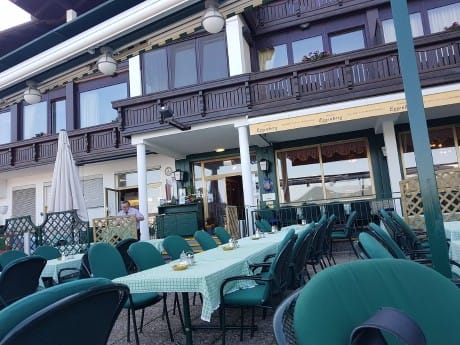 Landhotel Huber am See Terrasse