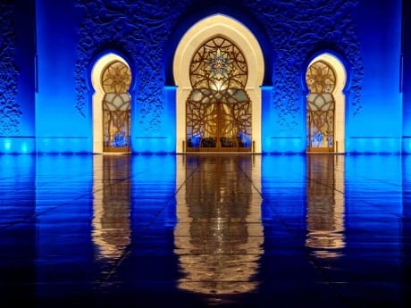 vae-abu-dhabi-enttrance-zayid moschee 