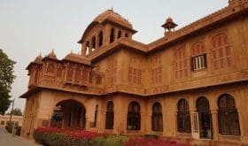 Hotel Lallgarh Palace Außenansicht