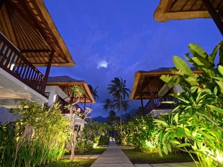 Gartenanlage des Living Asia Resort