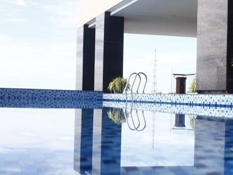 Der Pool im Fortuneland Hotel