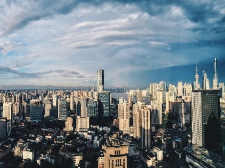 Dramatischer Himmer über Shanghai