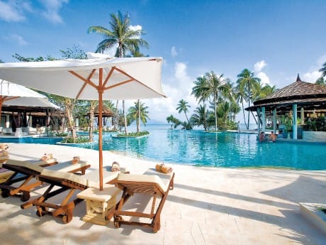 Poolarea des Melati Beach Resort