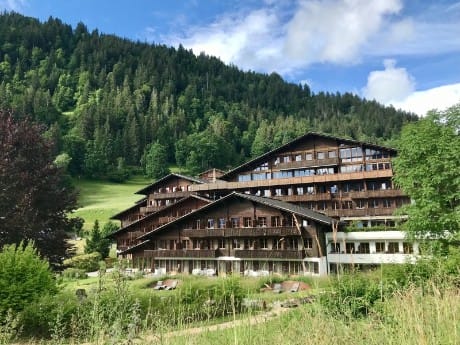 schweiz-gstaad saanebn-huus hotel-ansich