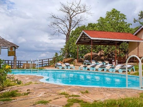 Kenia, Ngulia Safari Lodge - Pool