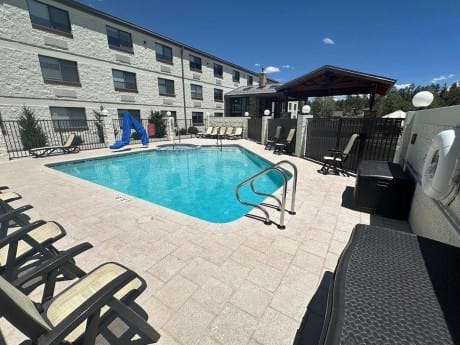 Red Feather Lodge GC - exterior w Pool