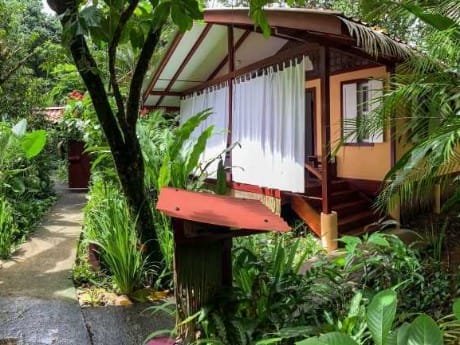 Namuwoki Lodge - exterior Cabin