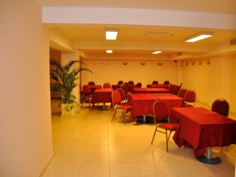 Hotel El Cortijo Restaurant