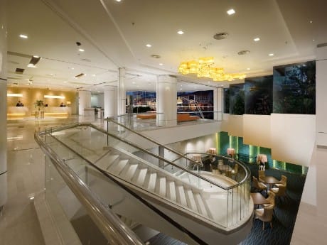 Die Lobby des Sunway Hotels