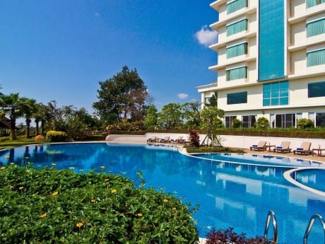 Champasak Grand Hotel Pool