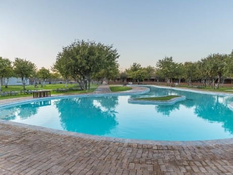 Pool, Damara Mopane Lodge